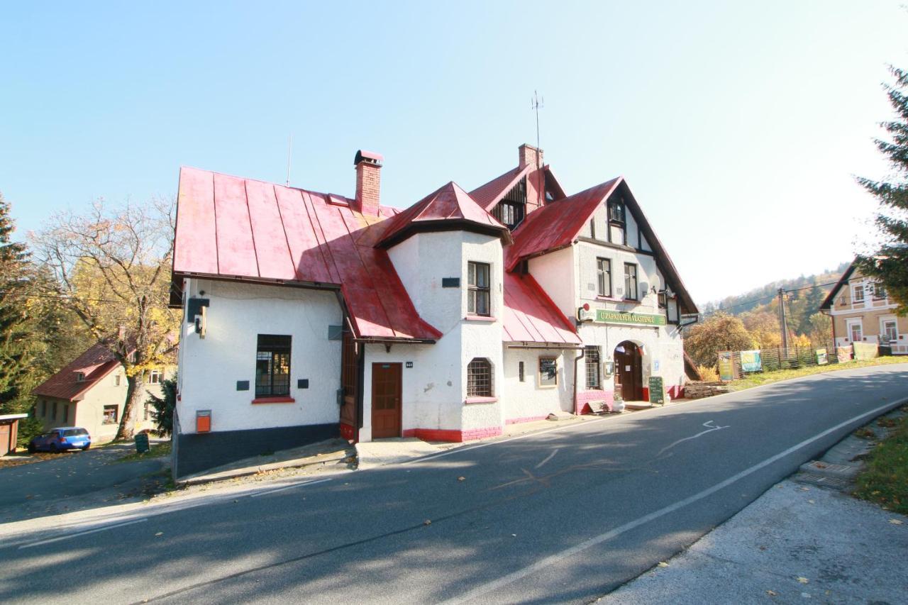 Penzion Paseky U Zapadlych Vlastencu Ngoại thất bức ảnh